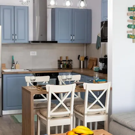 A & A Turquoise View - By Openhouse Apartment *