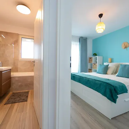 A & A Turquoise View - By Openhouse Apartmán