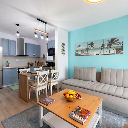 Apartment A & A Turquoise View - By Openhouse