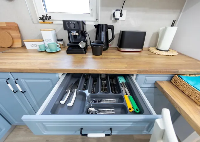 A & A Turquoise View - By Openhouse