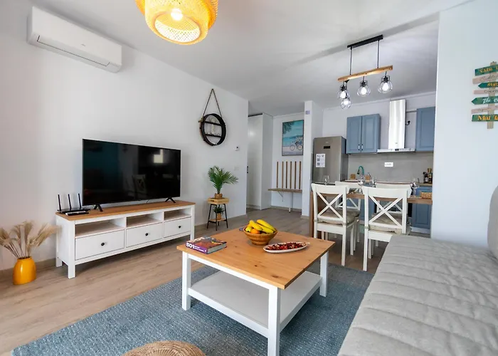 A & A Turquoise View - By Openhouse