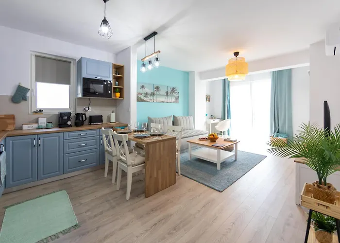 A & A Turquoise View - By Openhouse Apartment *