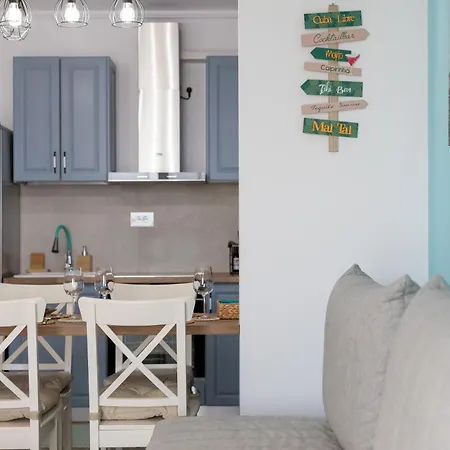 A & A Turquoise View - By Openhouse *